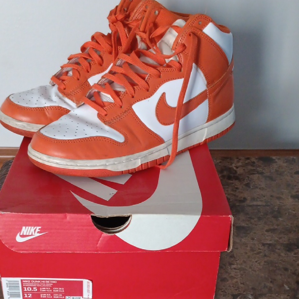 Nike High-Top Sneakers in Orange and White